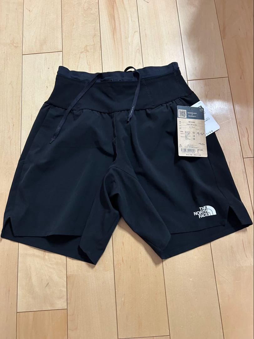 ノースフェイス　ランニングパンツ　エンデュリスランニングショーツ　Ｓサイズ　新品