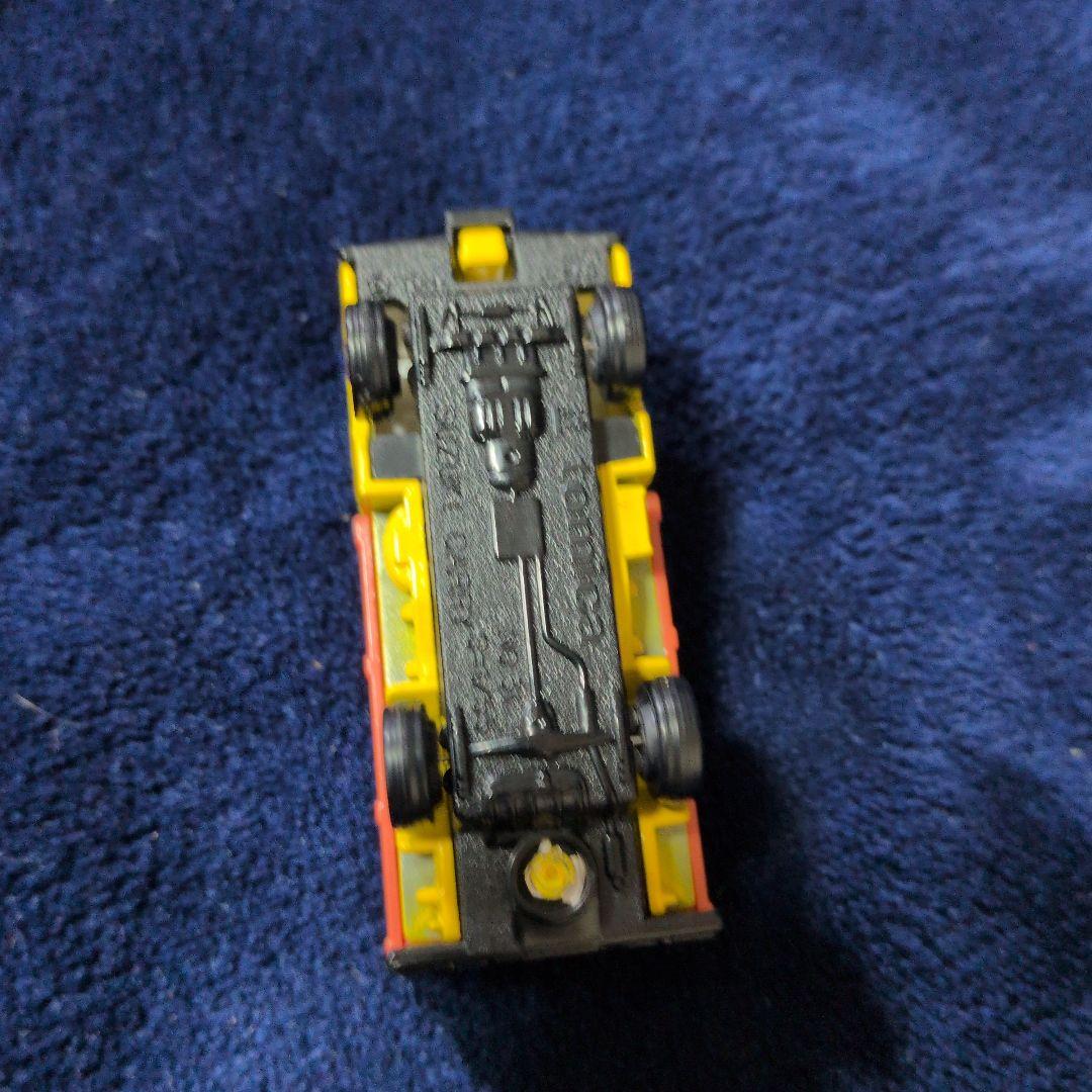 トミカ　スズキキャリィ 家畜運搬車