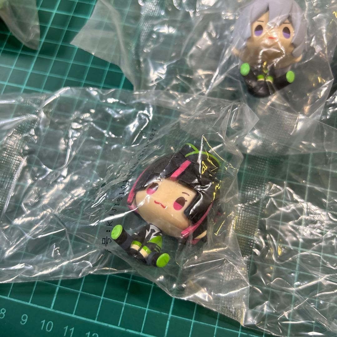 ツイステ 一番くじ 寮服 デフォルメフィギュア ディアソムニア寮セット