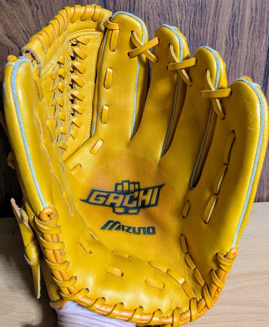 Mizuno イエロー グローブ