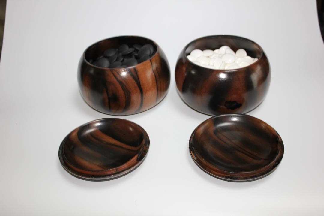 黒柿（黒檀）碁笥と碁石