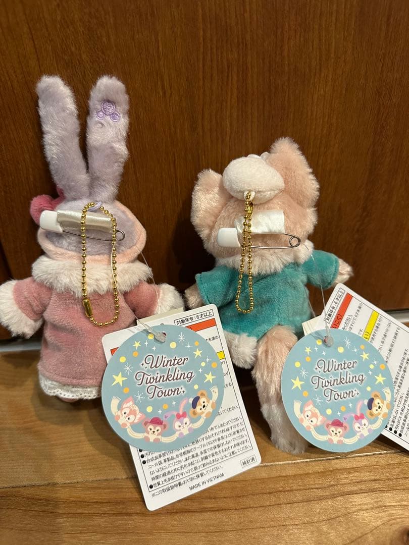 新品タグ付　ウィンタートゥインクリングタウン ぬいぐるみバッジ　ステラルー　シー