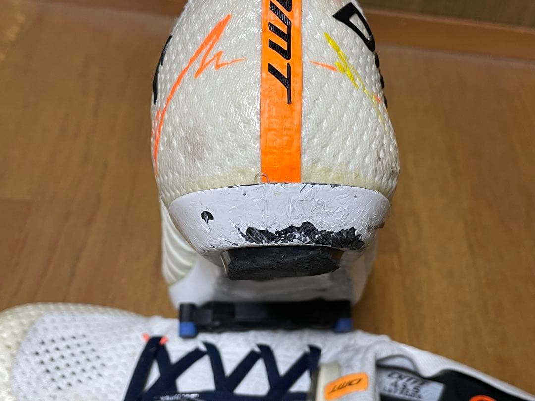 DMT KR-SL POGI's限定カラー　43.5