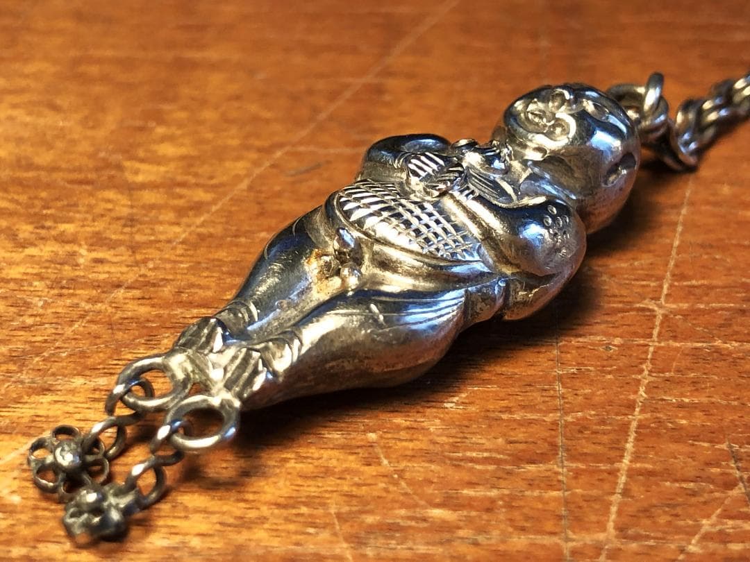 【 清朝時代 银小人 】　アクセサリー　陝西省文物　中華古玩