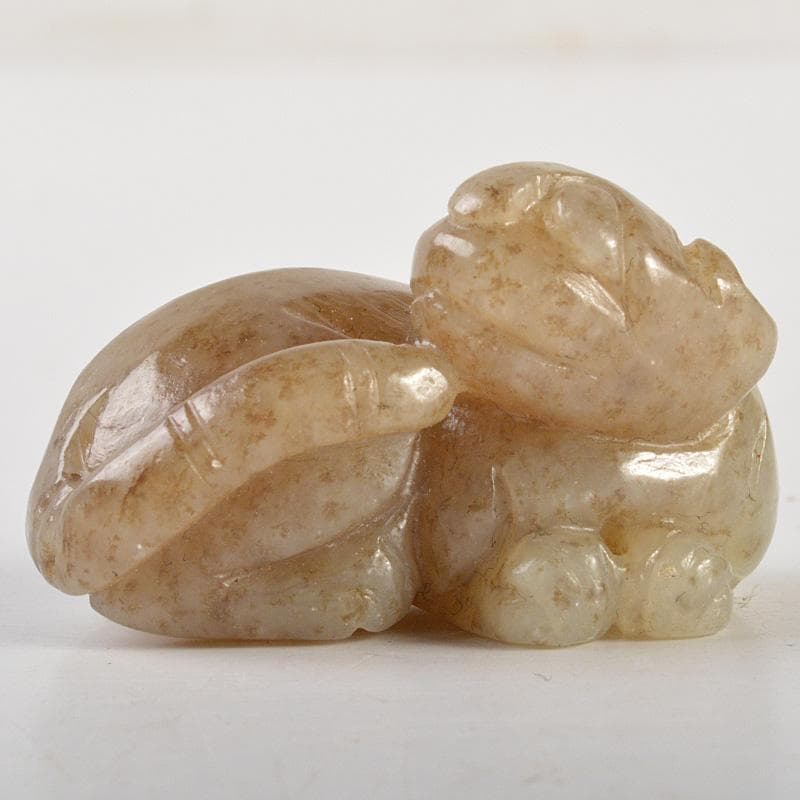 中国　玉石彫刻　神獣刻　根付　紙鎮　置物　C　7265E