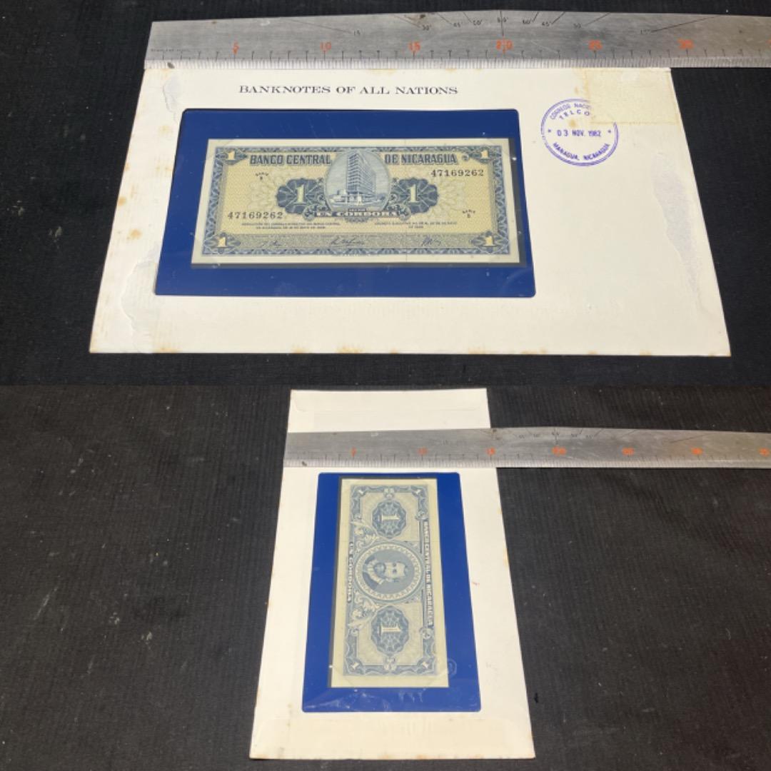▽Cc右1064 海外紙幣ピン札BANKNOTES OF NATIONS 72点