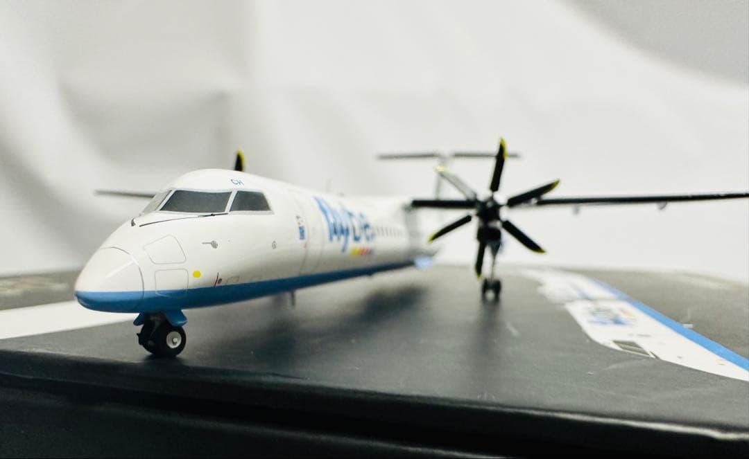 航空機・ヘリコプター Gemini 1/200 Bombardier DHC-8 Q400 flybe