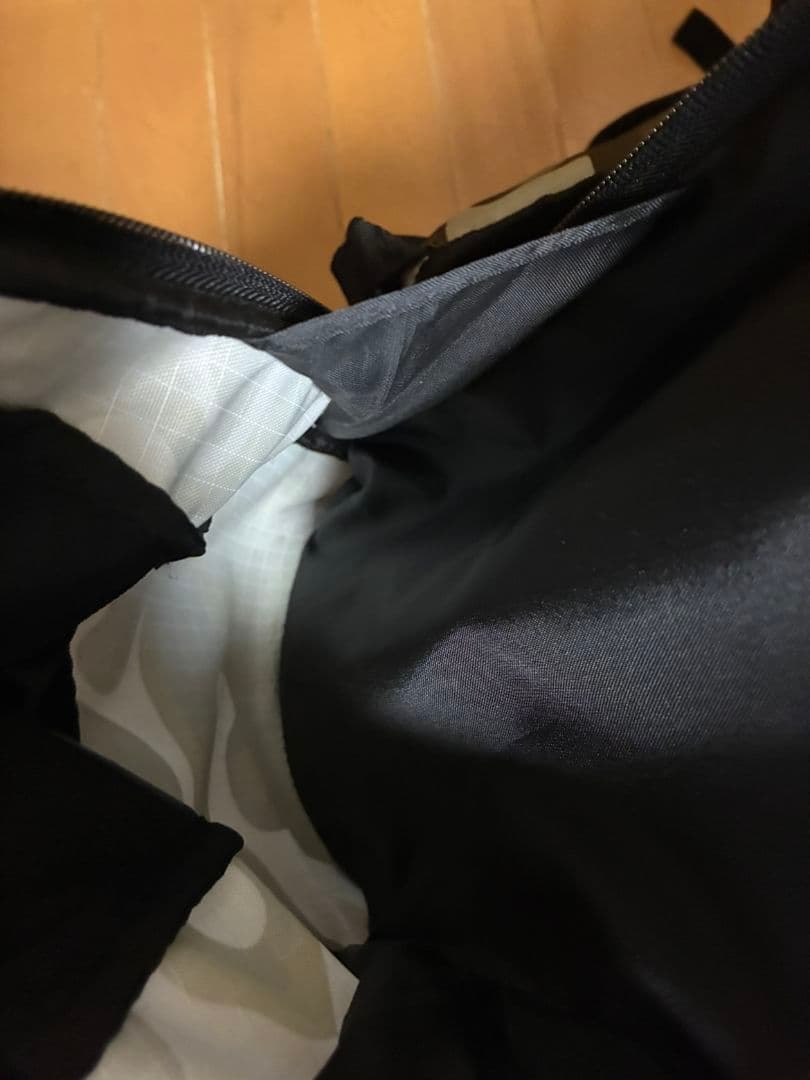 OAKLEY ゴルフ　軽量キャディバッグ　スタンド式　カモフラ　迷彩　人気色