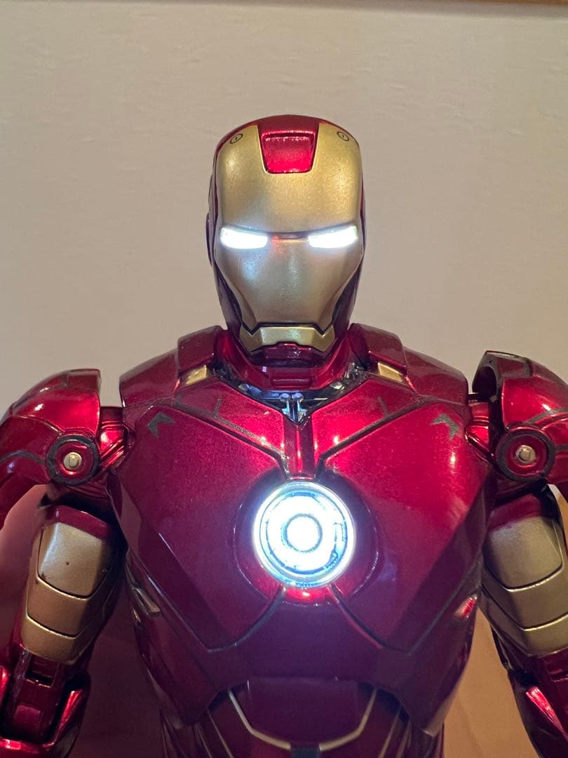 zdtoys アイアンマン マーク4 発光版