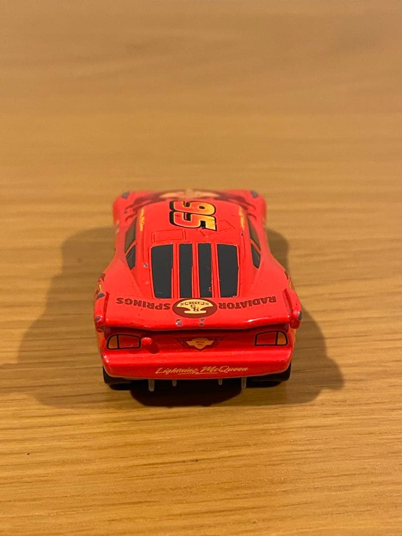 カーズ　トミカ　マックウィーン　RSタイプ　2011モデル　非売品　レア　希少