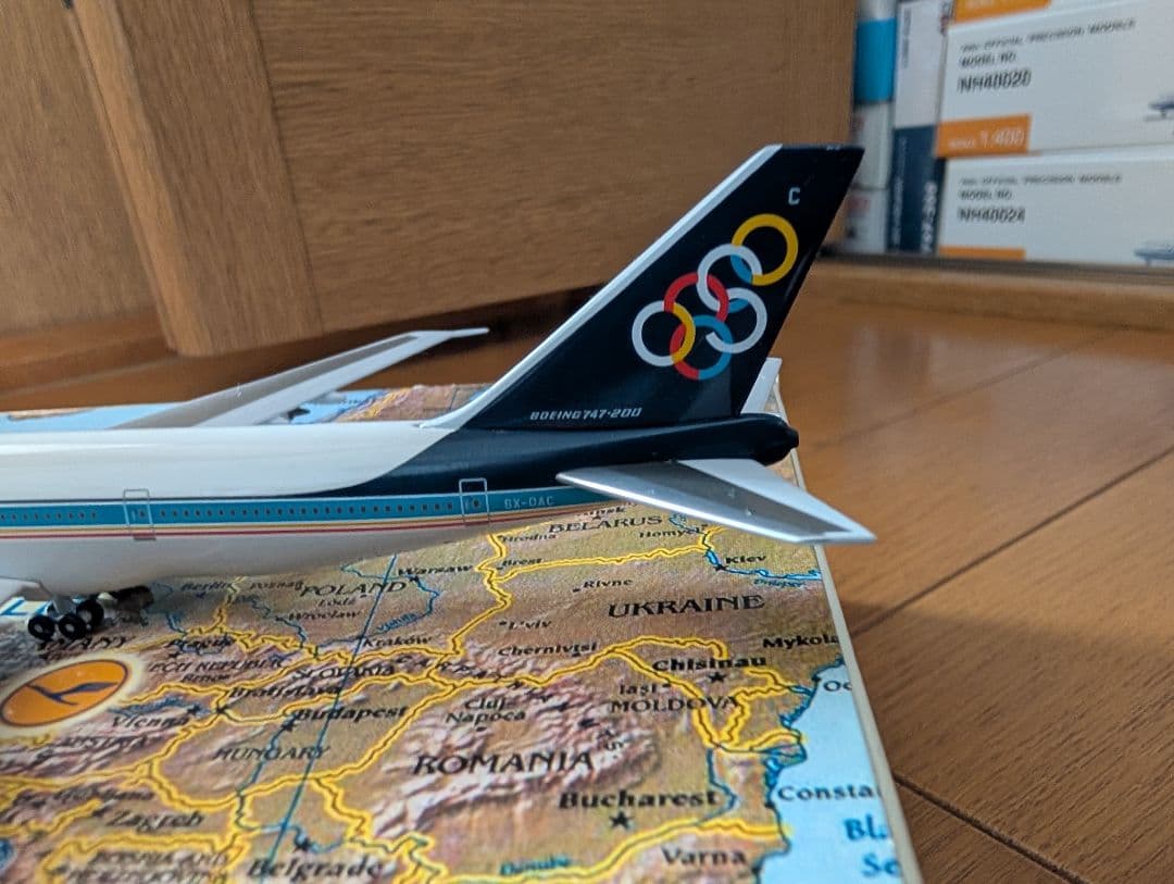 激レア 1/400 747-200 オリンピック航空