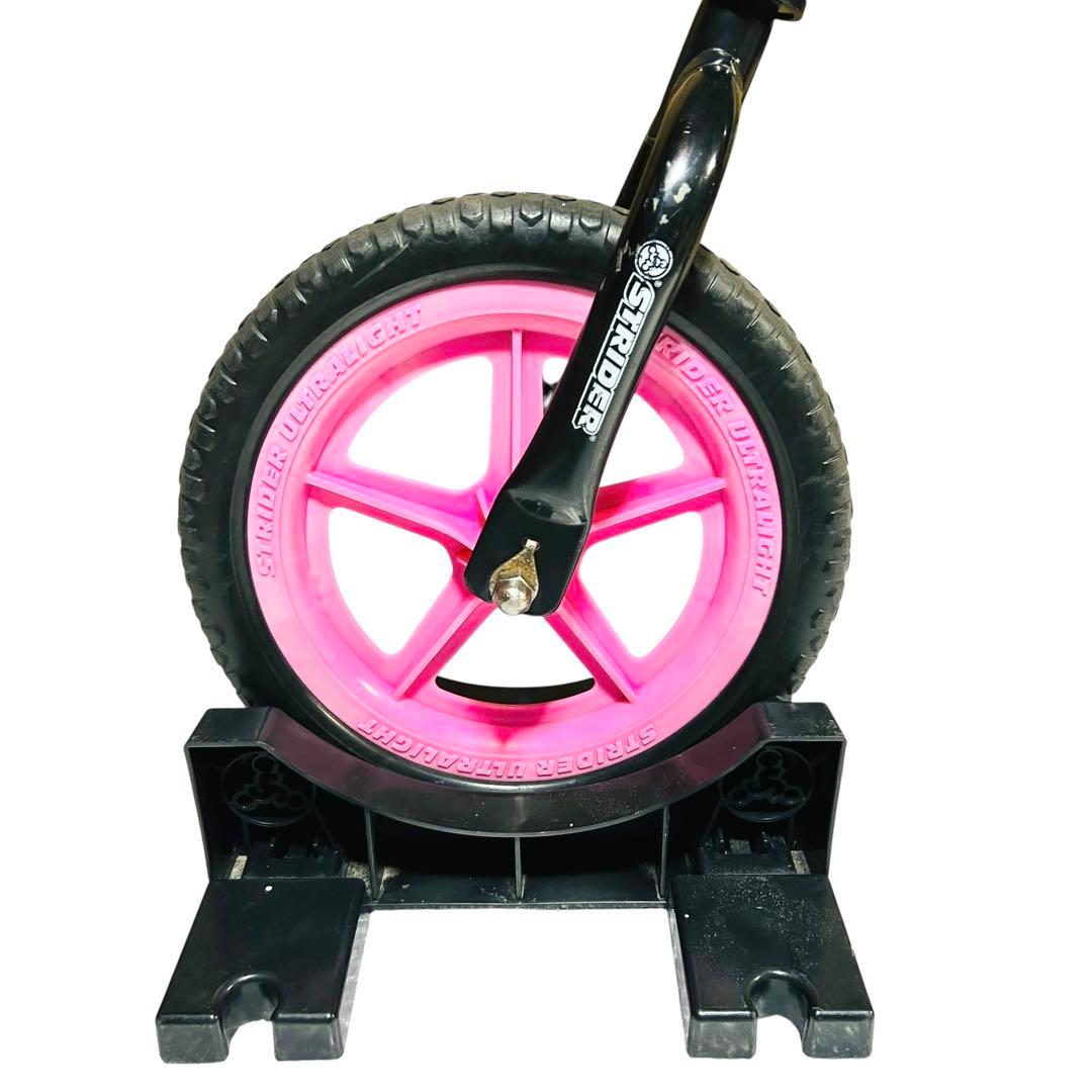 美品 付属品多数 ストライダー スポーツモデル 12インチ スタンド付