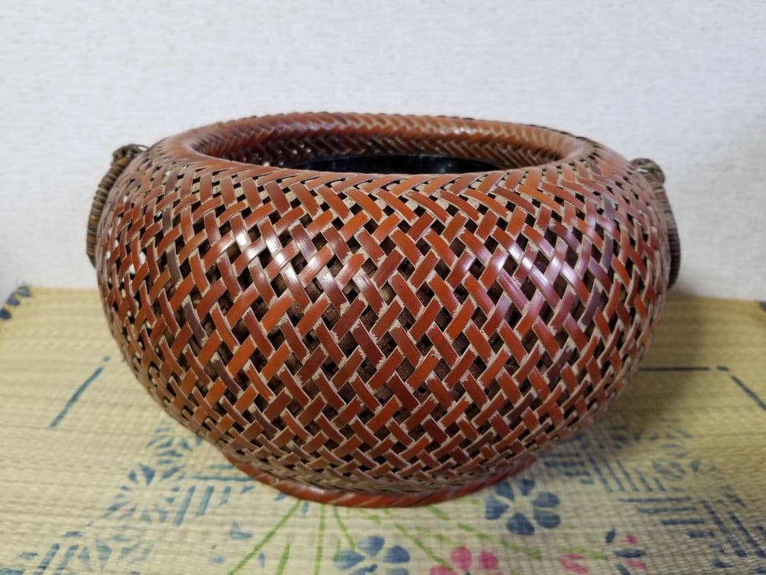 伝統　竹細工　穂英斉　作　燻竹　両耳円形取手付　花籠