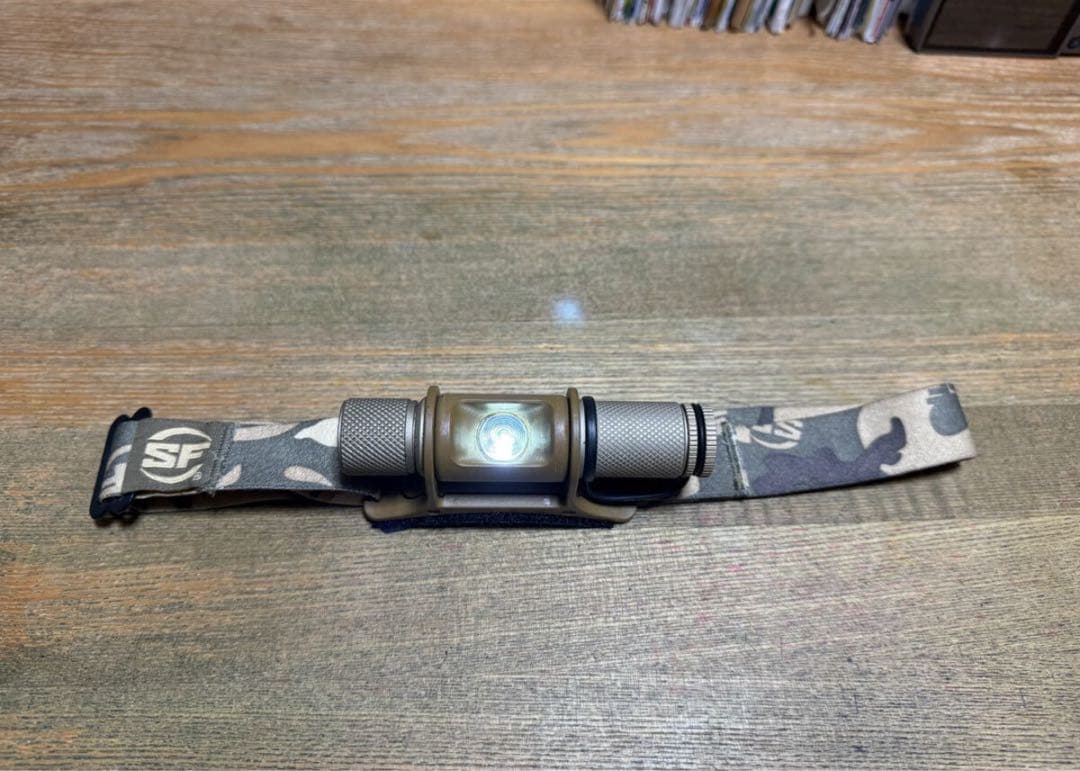 SureFire ヘッドランプ 迷彩（バンド部分）