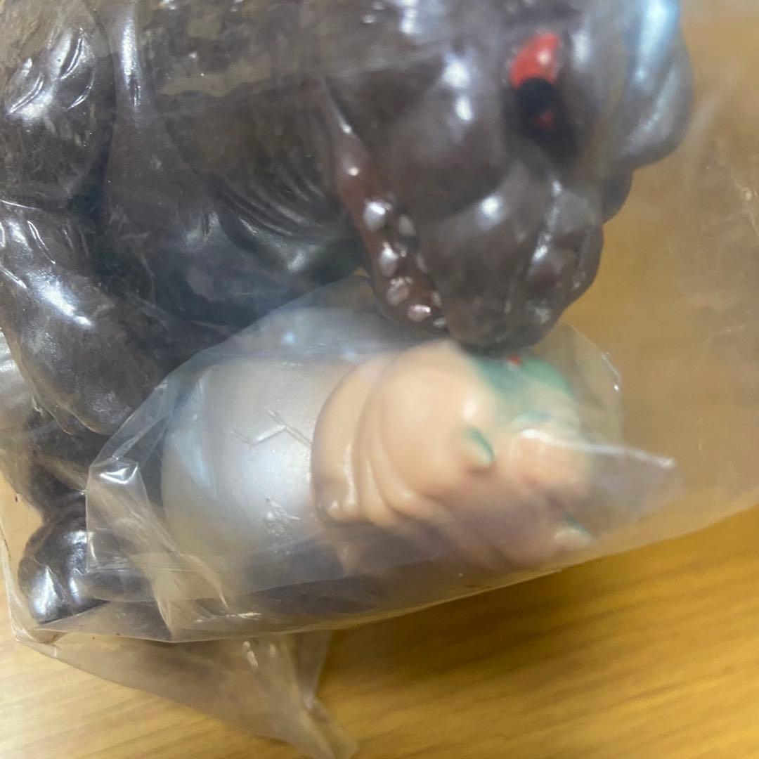 トイグラフ マルサン おすわりゴジラ モスラ幼虫付き 新品 コラボ 5401