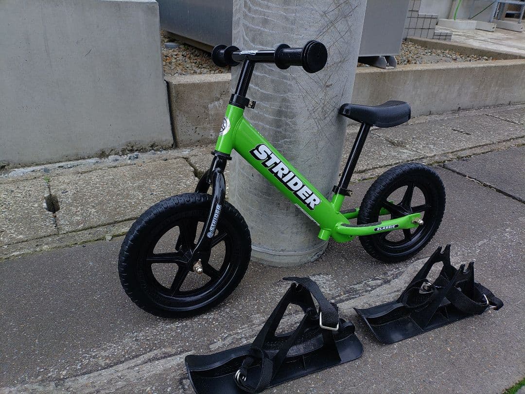 極美品STRIDER12 CLASSIC ストライダー バランスバイク グリーン
