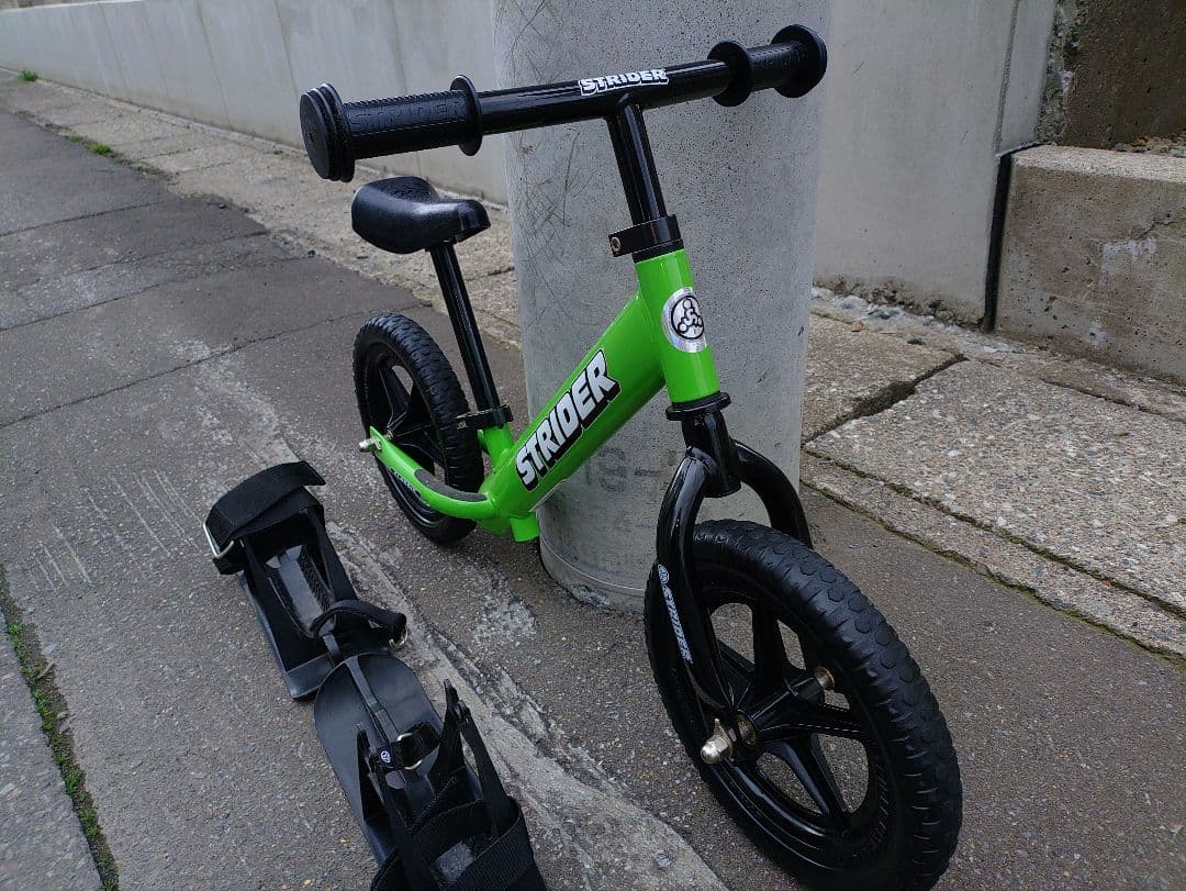 極美品STRIDER12 CLASSIC ストライダー バランスバイク グリーン