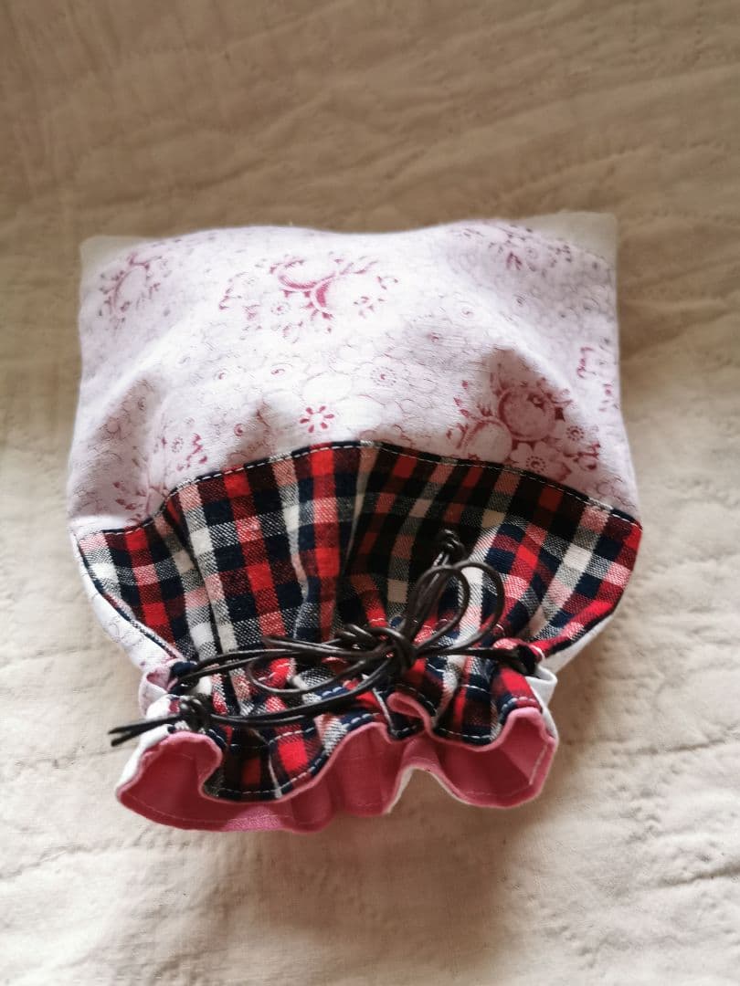 ハンドメイド✃アンティークドイツ果実薔薇柄 ホームスパンリネン格子巾着 レース付