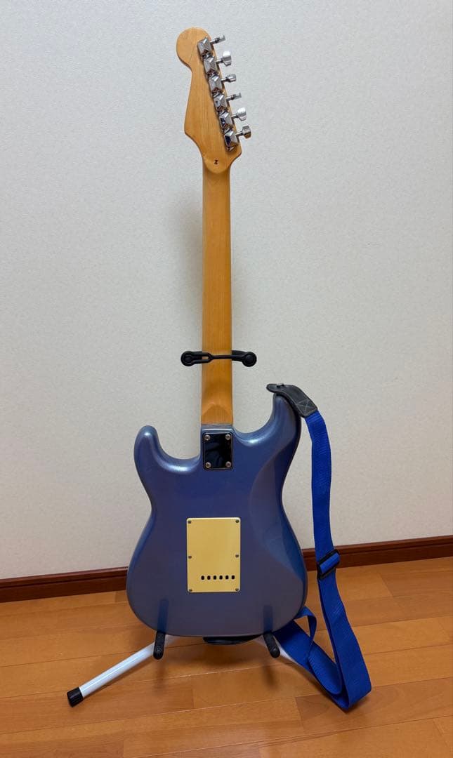 Play Tech プレイテック　エレキギター　ストラップ付きブルー