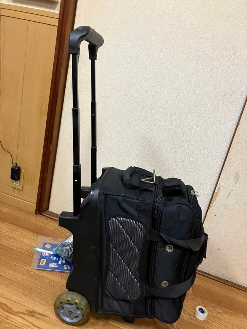 Jackal 赤ボウリングボールとスペアボール シューズ、カバン全てセット