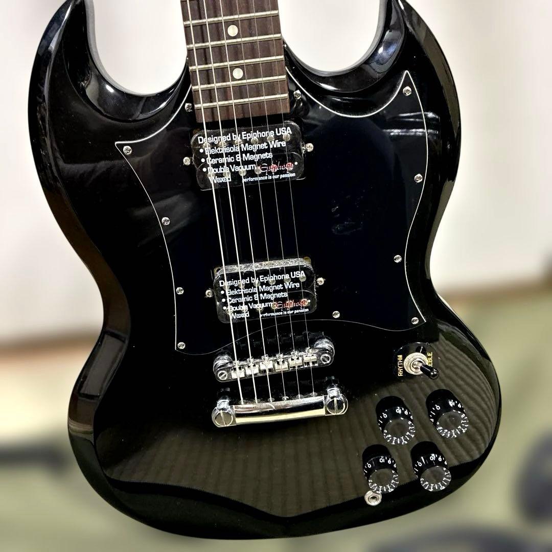 Epiphone SGスタイル エレキギター ブラック　極美品　ケース付き