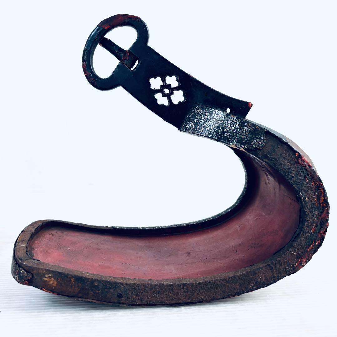 【希少品】鎧　あぶみ　馬具　武具　江戸時代　螺鈿　家紋　古鉄地　古美術　時代物