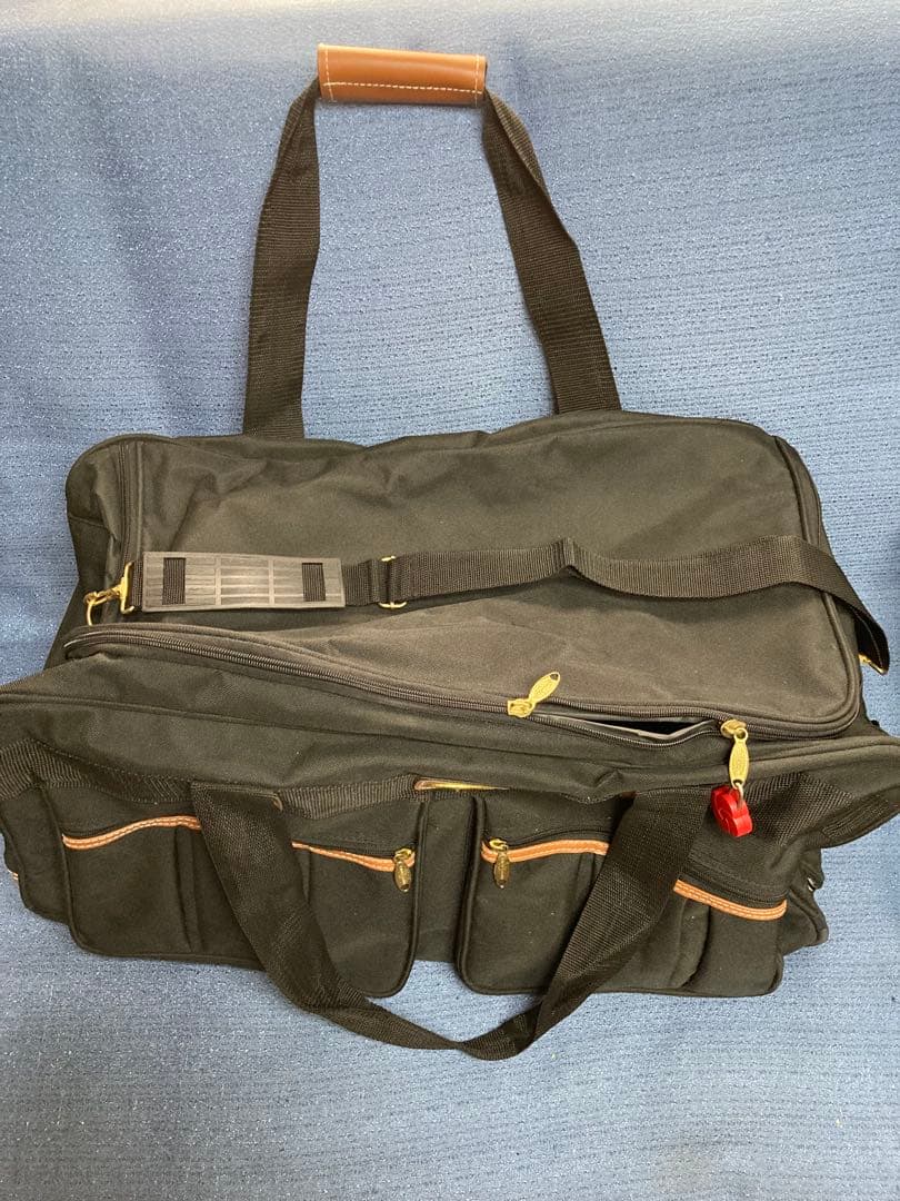 キャリーバック　トランスワールド　旅行　大きい　カバン　黒 耐久性　ビジネス