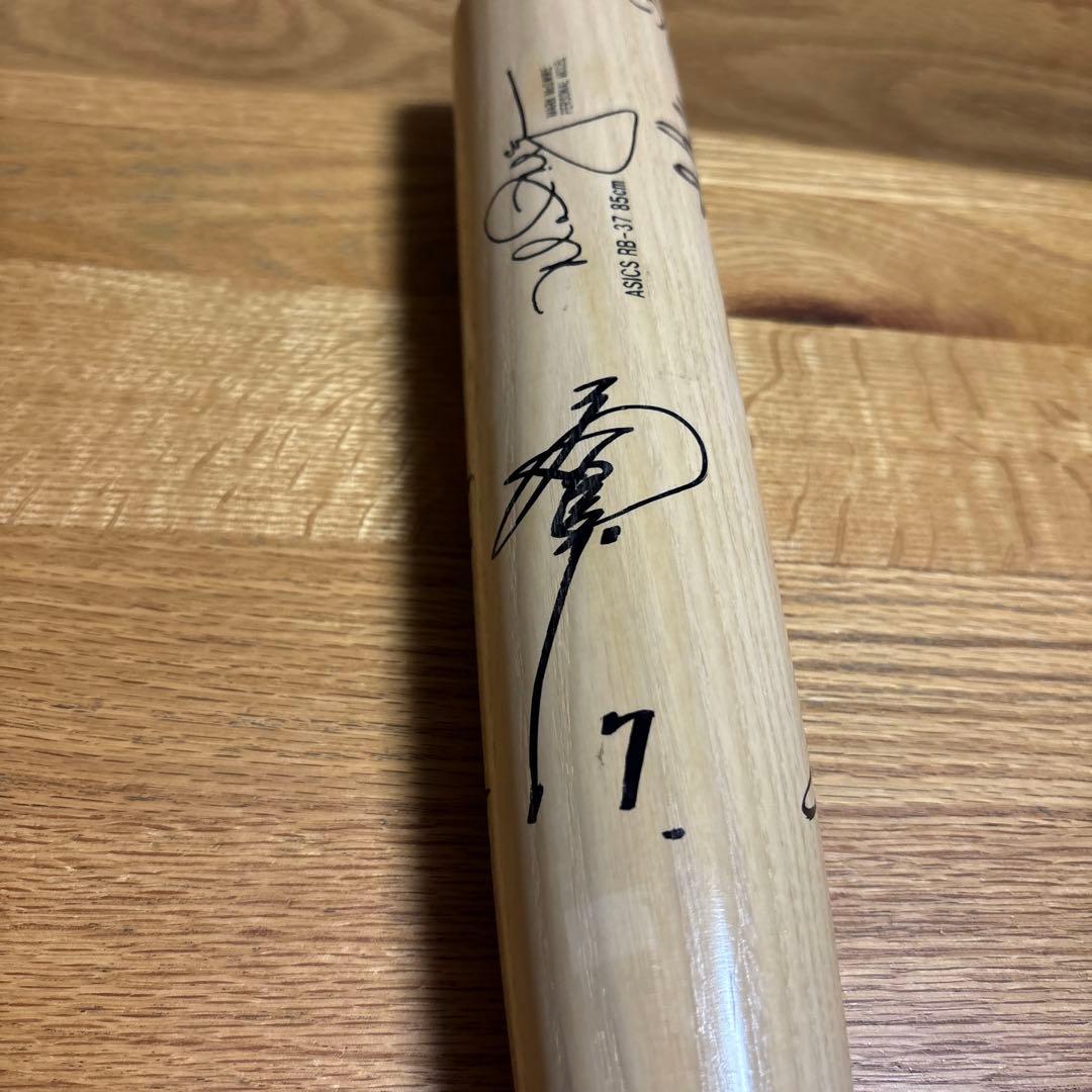 希少　読売ジャイアンツ　複数選手直筆サイン　バット