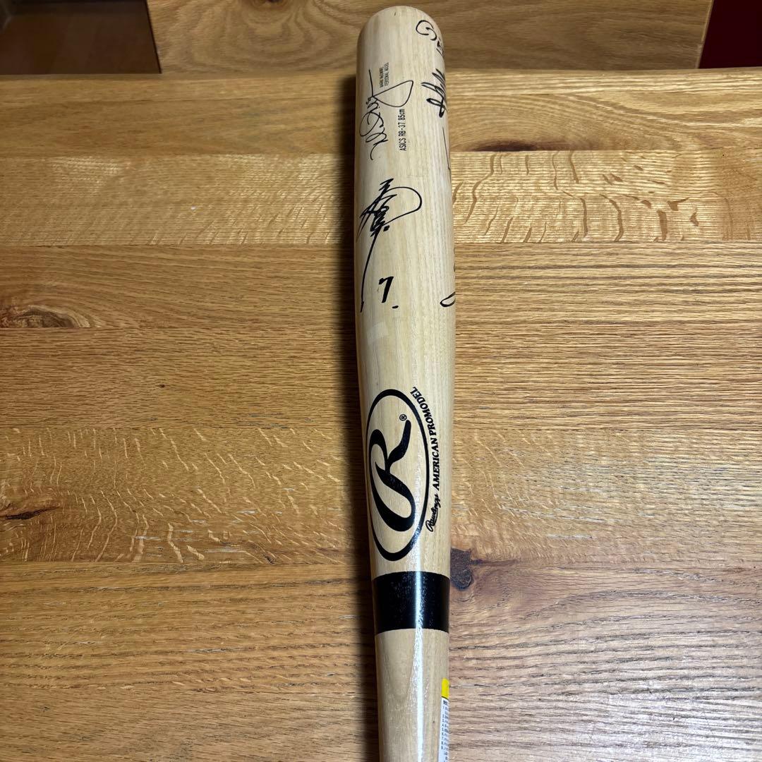 希少　読売ジャイアンツ　複数選手直筆サイン　バット