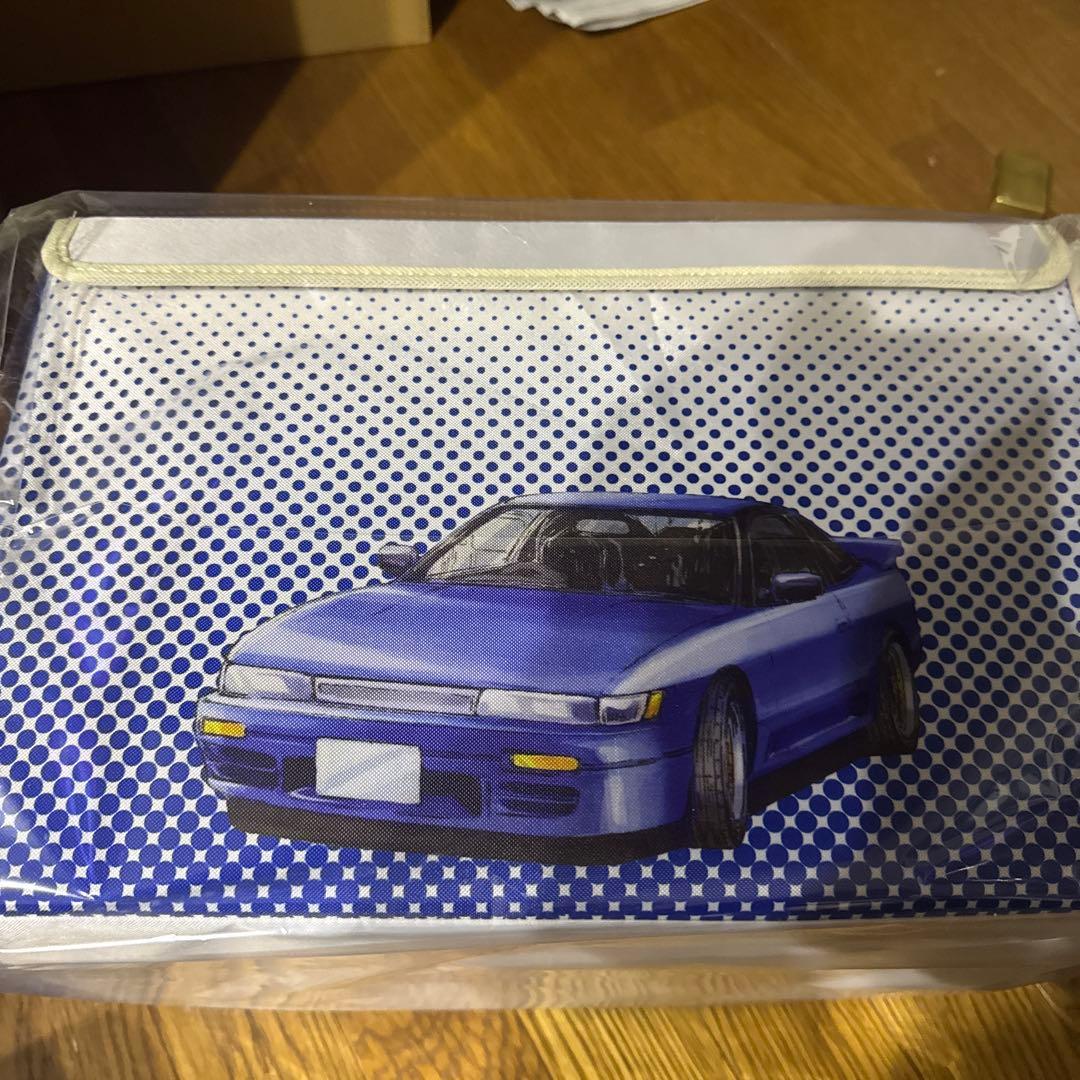 頭文字Ｄ　ラッキーBOX インパクトブルー　イニシャルＤ　Lサイズ２箱　佐藤真子