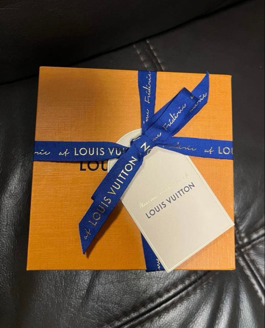 パリ限定 Louis Vuitton チョコレート 3段アソート バレンタイン