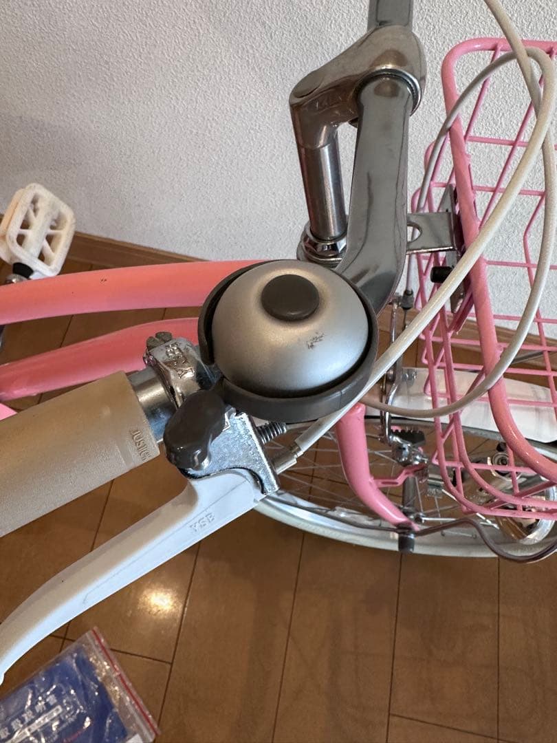 子供用　自転車 キッズ　サイクル　20インチ　前面バスケット付き