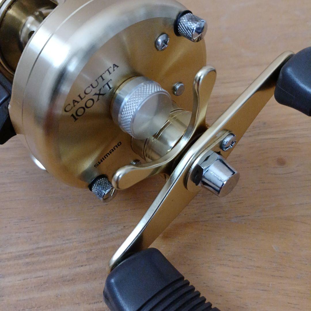 SHIMANO CALCUTTA 100XT ベイトリール　ゴールド　シマノ