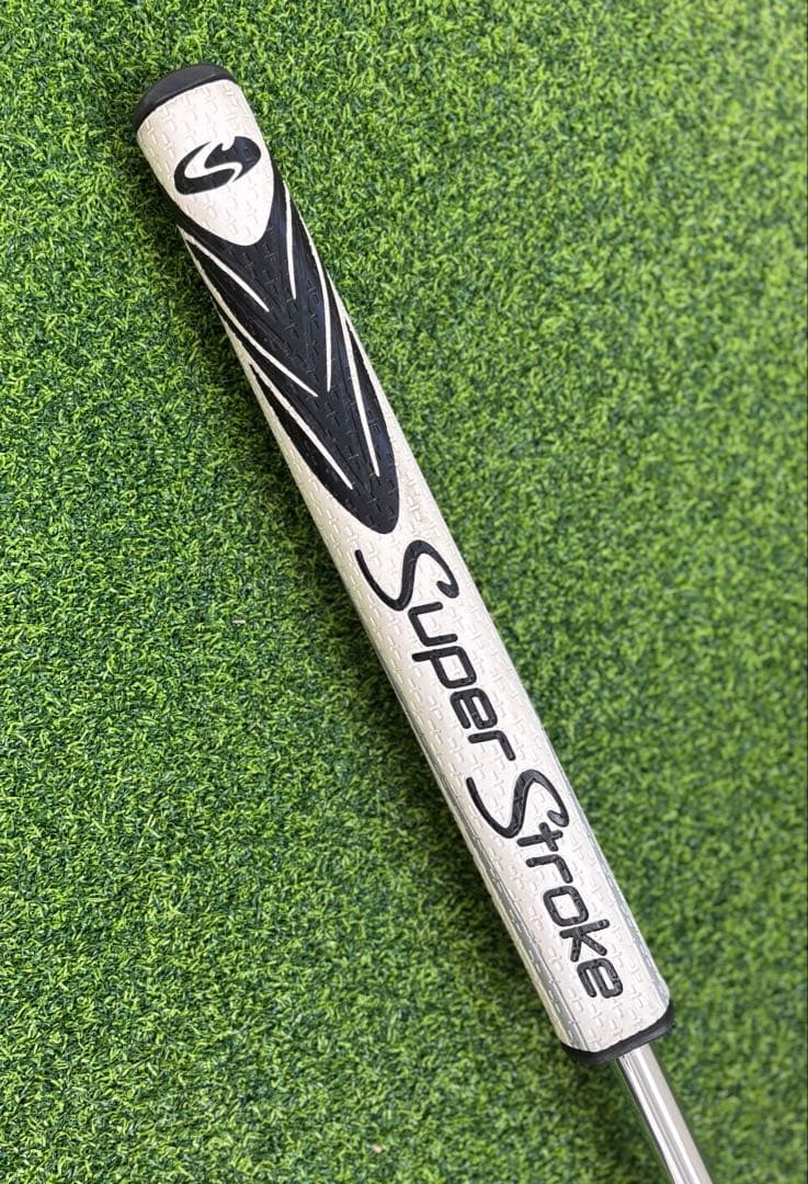 ODYSSEY WHITE HOT #5 CS 33インチ