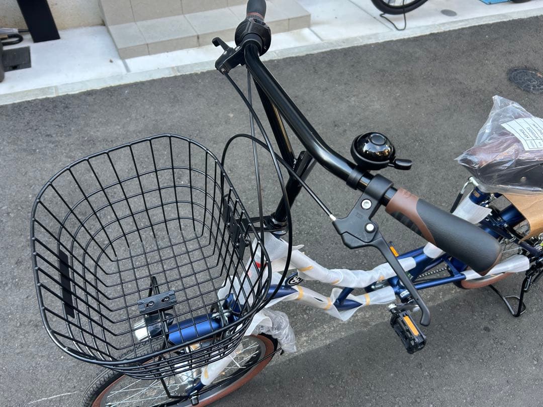 新品　a.n.design works 20インチ　自転車 ジュニア　大人