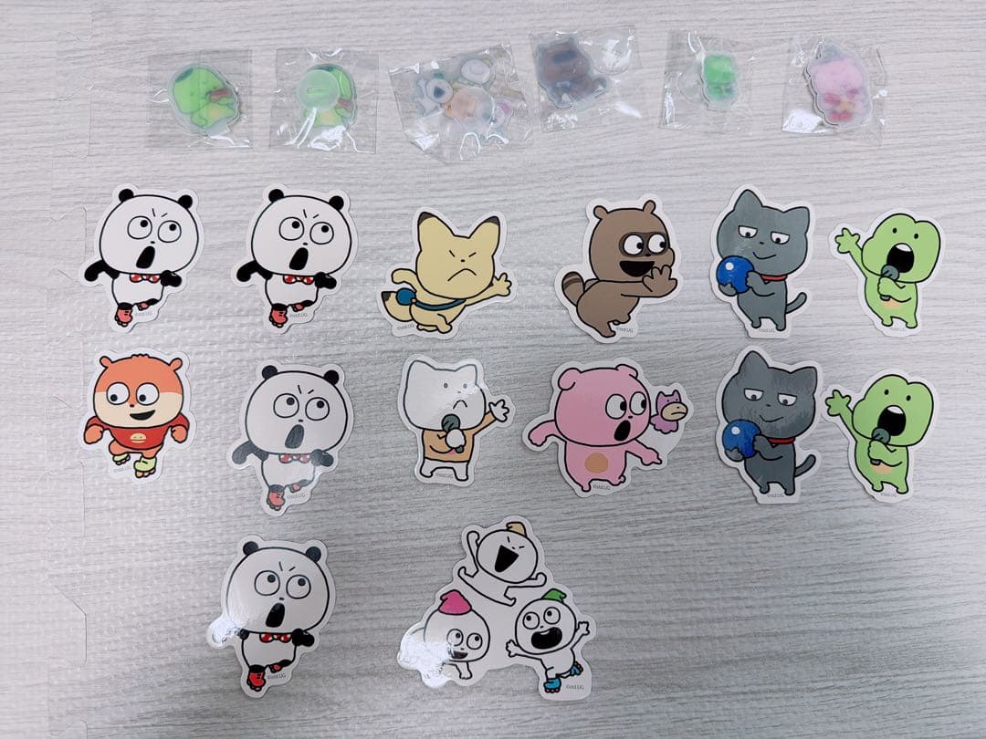 【新品未使用】スタジオUG×ラウンドワン ステッカー