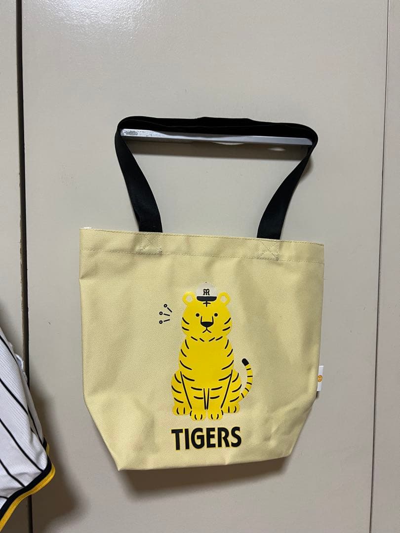 Tigers ユニフォーム CHIKAMOTO 5