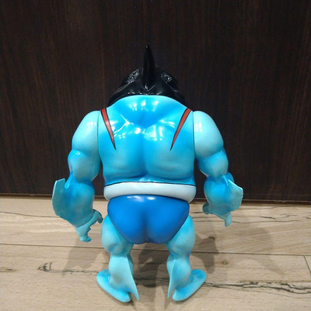 Momoco Studio 墓場の画廊 デビル鮫 水色成型