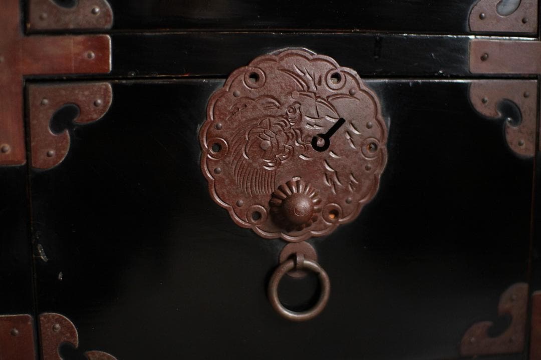 綺麗な丸金具庄内箪笥　4杯　タンス　収納　古家具　古民家　時代家具