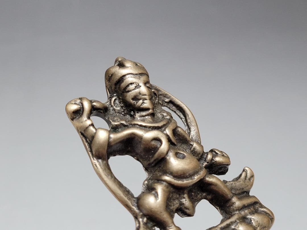 銅製金剛菩薩型天鐵トクチャ護身装身具 ペンダントチベット仏教文物 幅約5.1cm