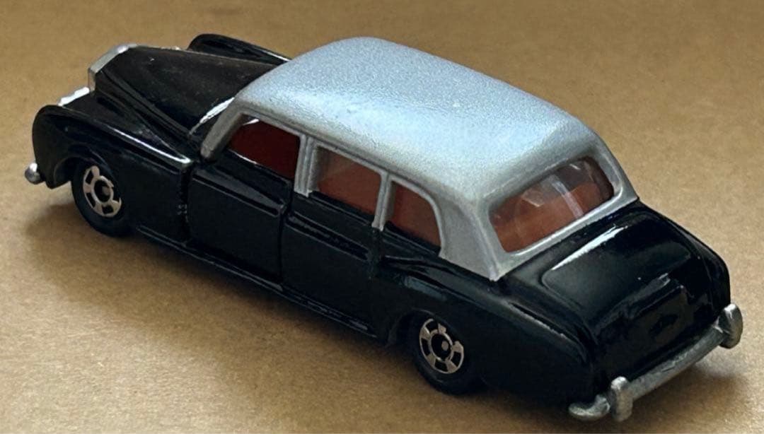 トミカ ロールスロイス ファンタムⅥ イギリスセット