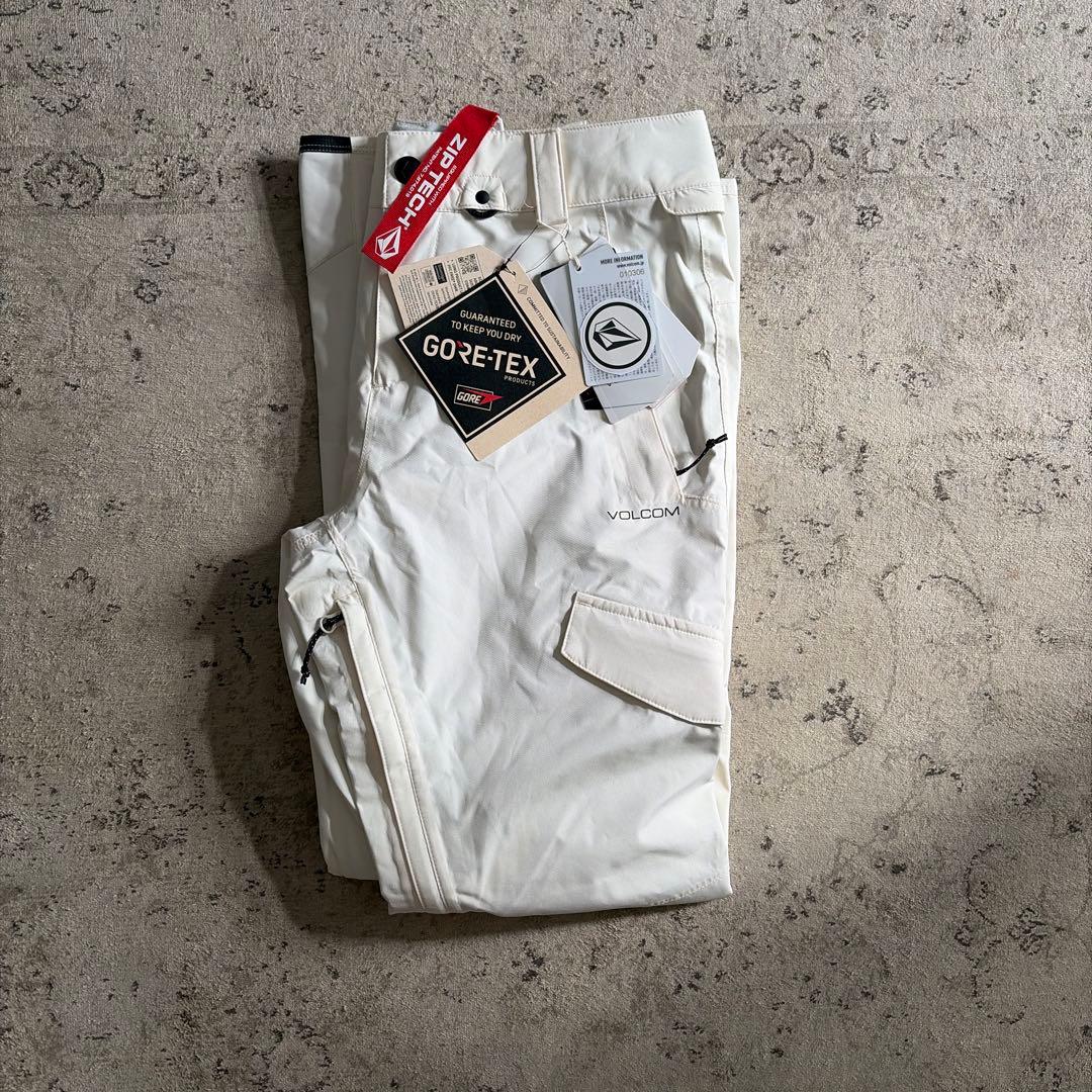 VOLCOM レディース スノーボード ウェア ゴアテックス アイボリー
