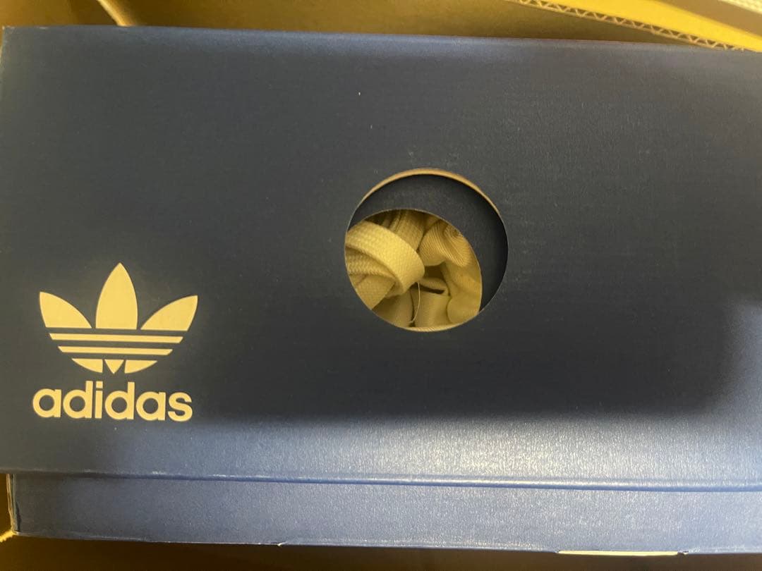 adidas ファレル・ウィリアムス ヒューマランス サンバ 26.5cm 新品