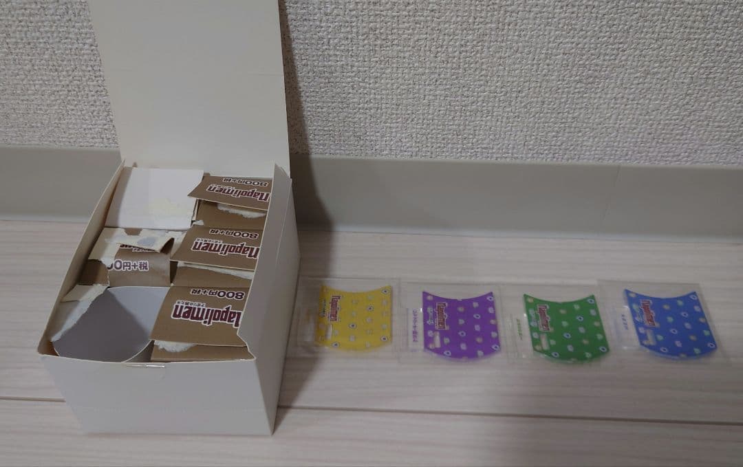 ナポリの男たち ラバーフィギュア