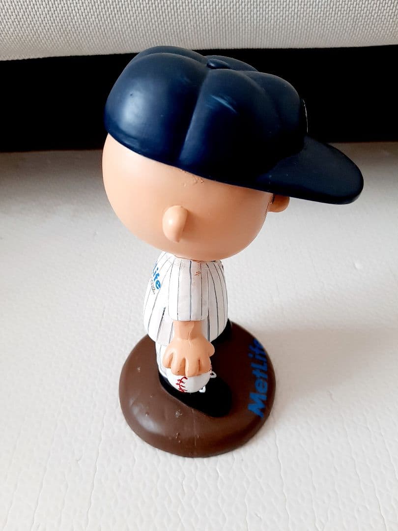チャーリーブラウン　ボブルヘッド　ヤンキース　フィギュア　2013