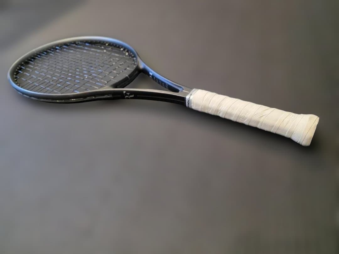 【2本セット】Wilson テニスラケット RF01　グリップ2