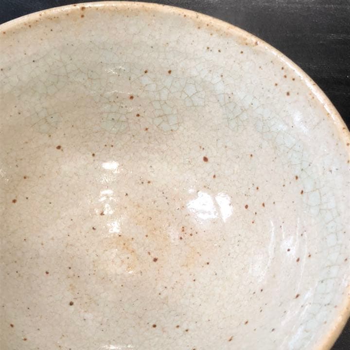 究極の古美術◼️蔵からかなり高そうな古い抹茶茶碗が出て来ました、高麗茶碗？