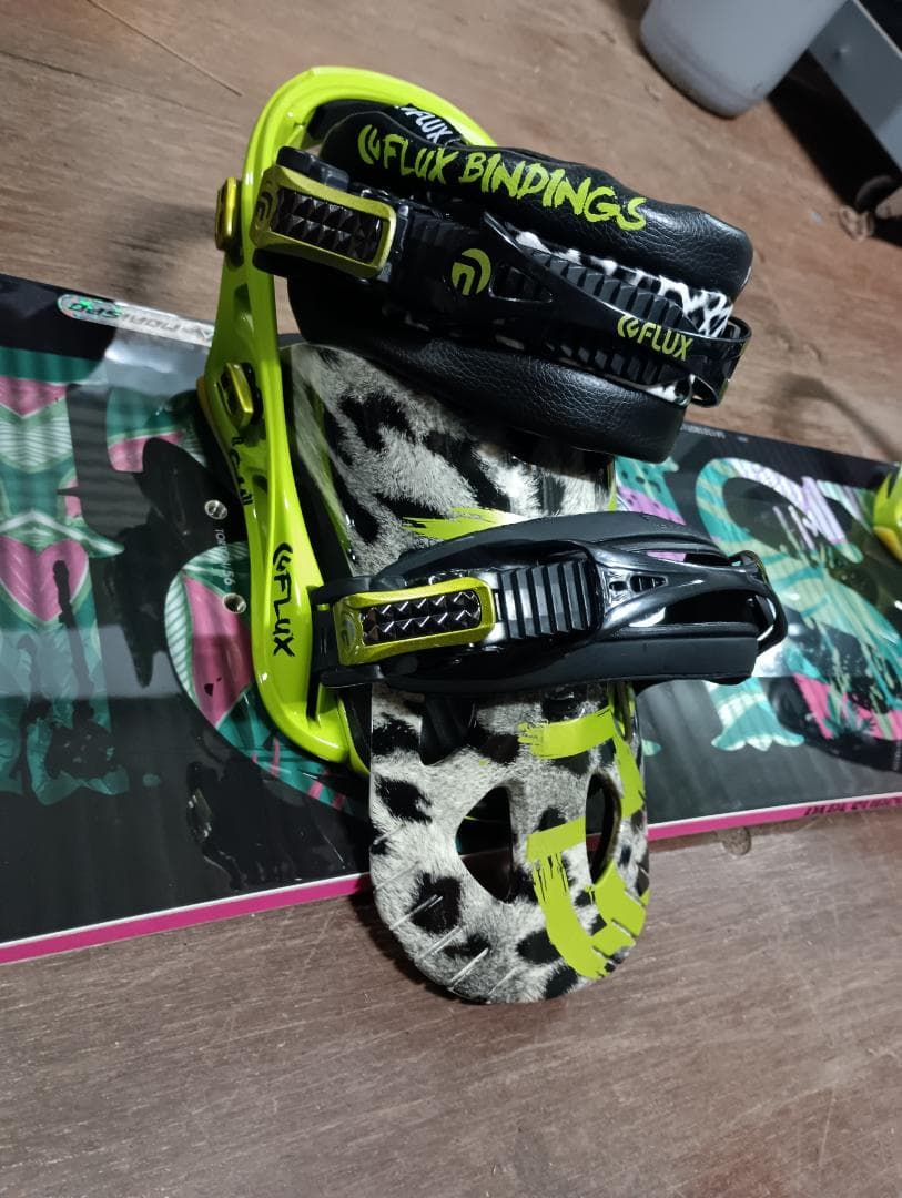 スノボ板　YONEX　PARK SHREW ビンディング付