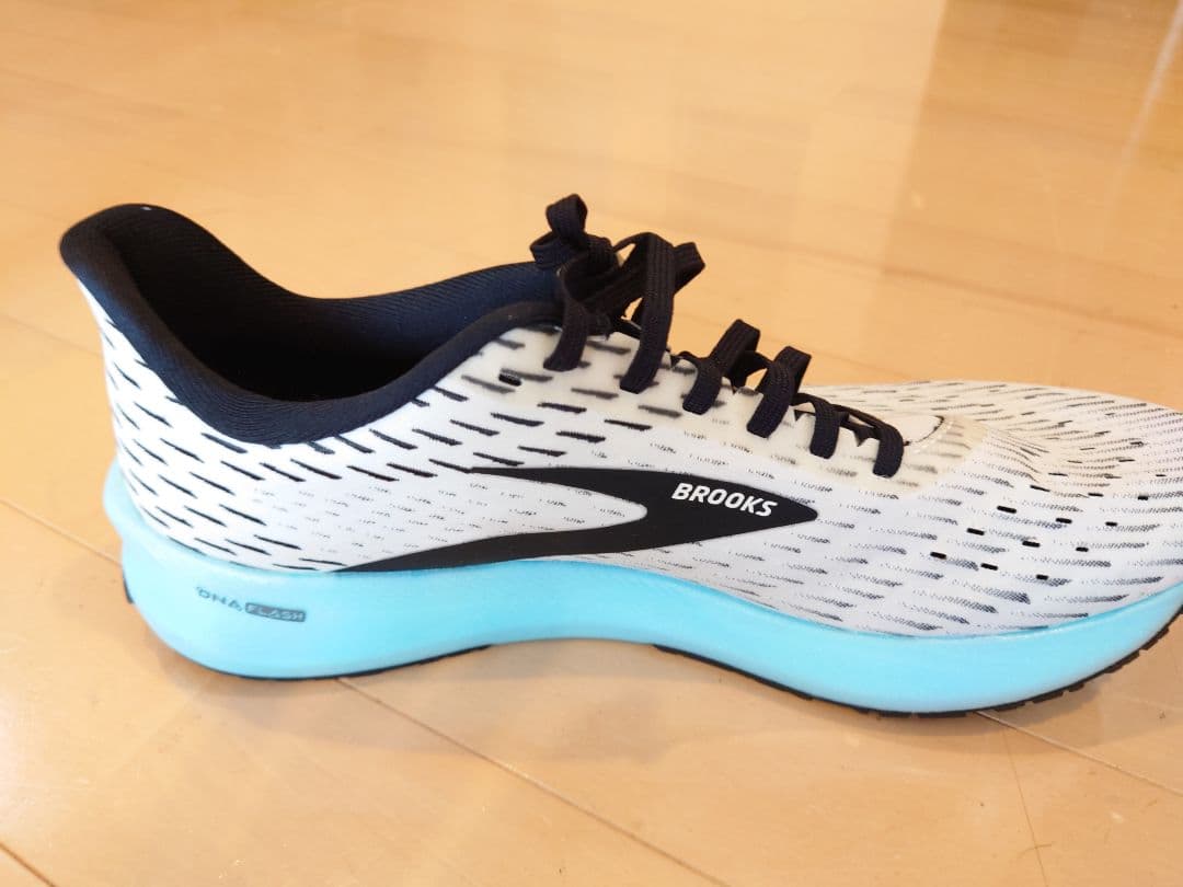 BROOKS ランニングシューズ ハイペリオンテンポ