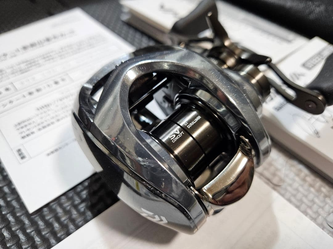 ダイワ25 スティーズ リミテッド CT SV TW 70XH 右ハンドル